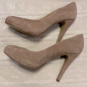 Nine West beige suede high heels size 9M